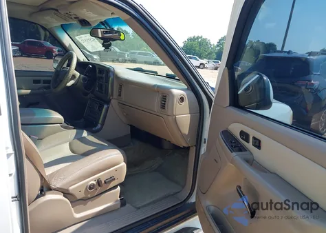 2003 GMC Yukon Denali z USA, uszkodzony, nr VIN 1GKEK63U63J325191